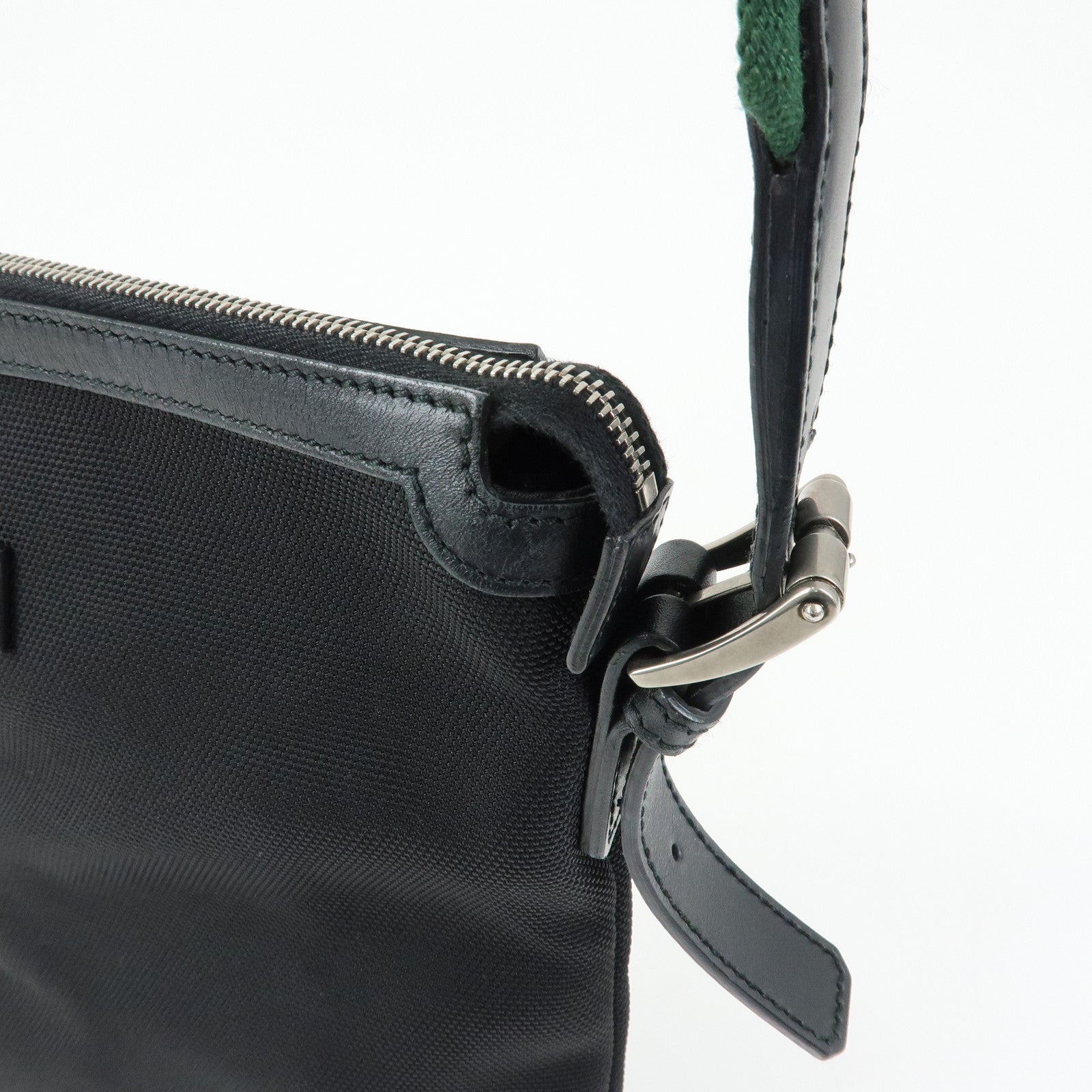 GUCCI Sherry Canvas Leather Shoulder Bag Crossbody Bag Black 353407