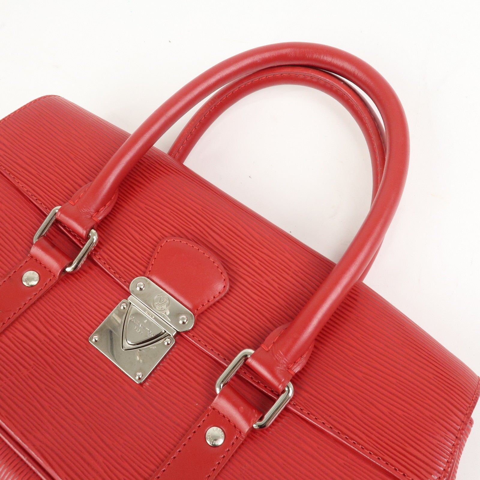 Louis Vuitton Epi Leather Segur PM Hand Bag Shoulder Bag M5882E
