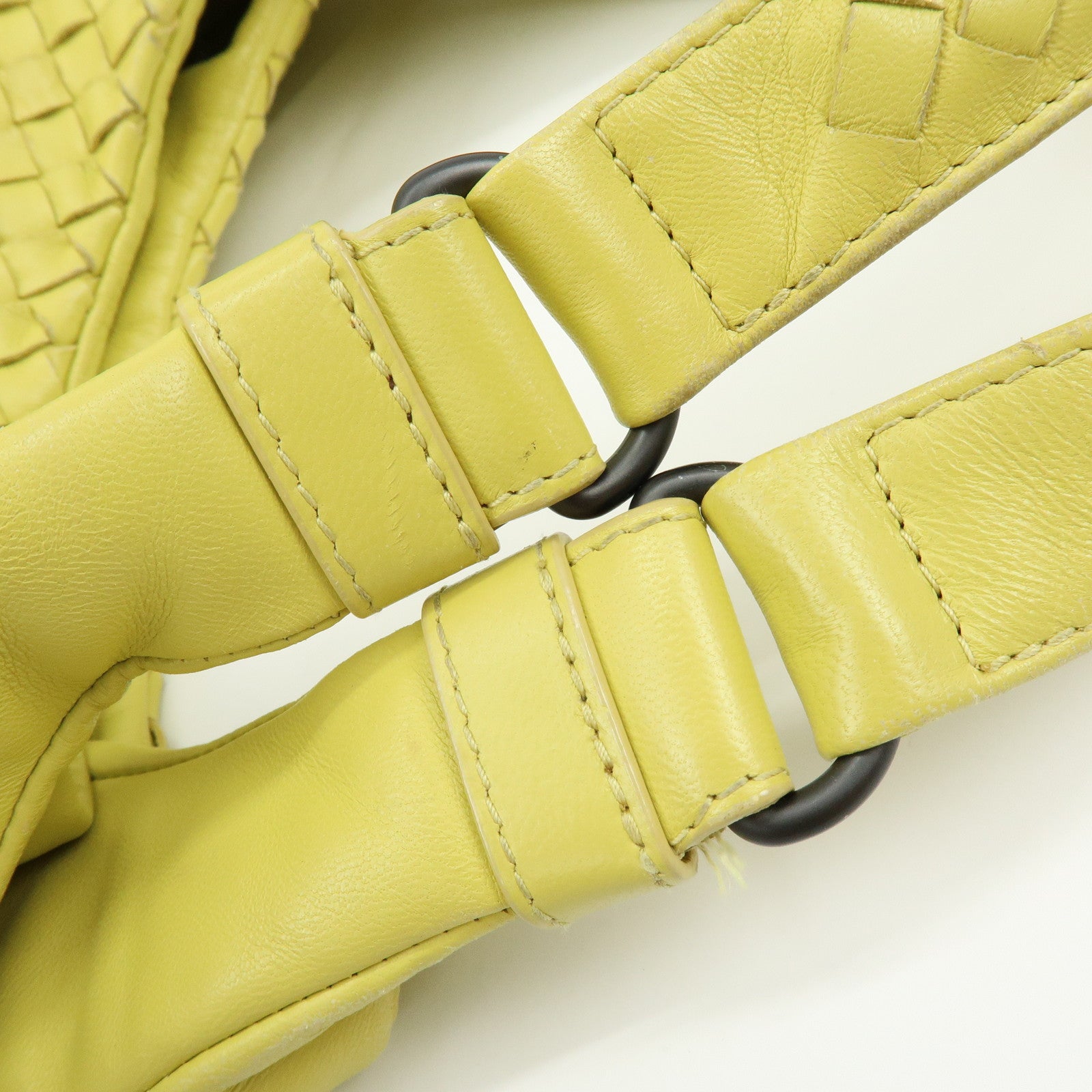 BOTTEGA VENETA Intrecciato Campana Leather Hand Bag B01735200Z