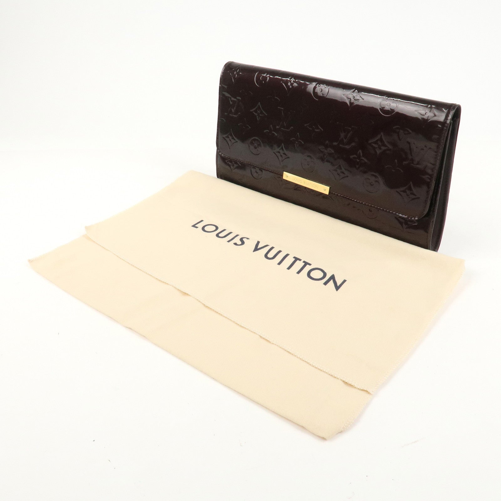 Louis Vuitton Monogram Vernis Robertson Clutch Bag Amarante M91548