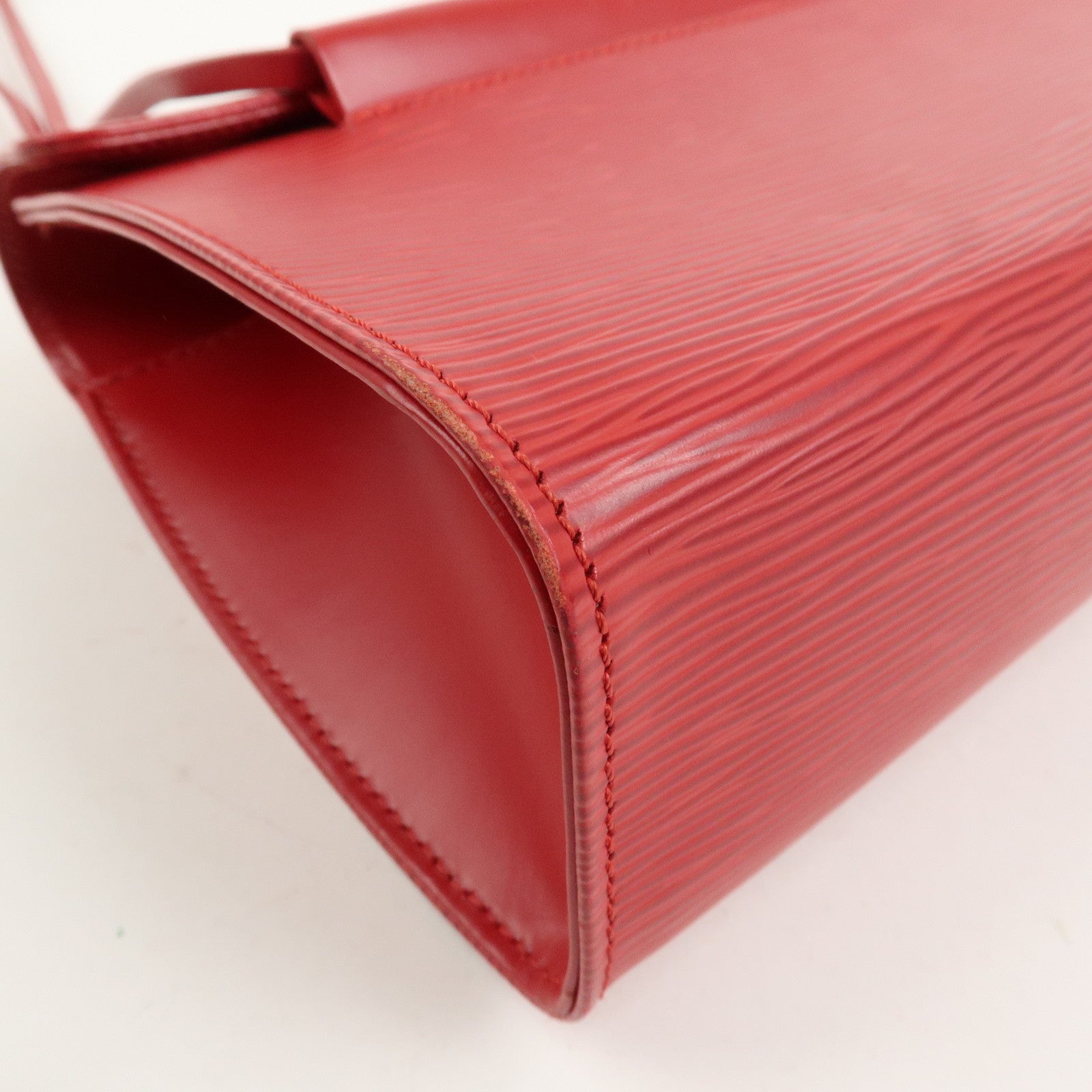 Louis Vuitton Epi Leather Dinar Shoulder Bag Rouge M5202E