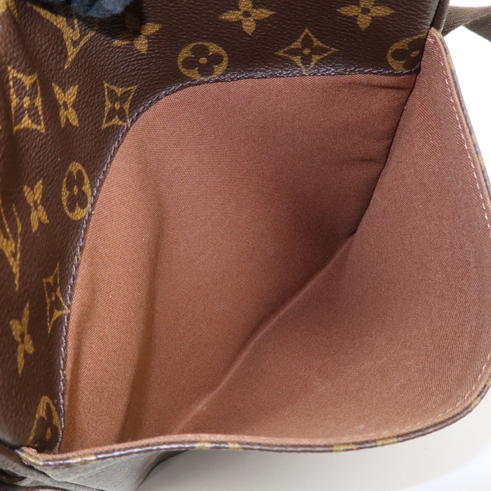Louis Vuitton Monogram Trotteur Beaubourg Shoulder Bag Brown M97037
