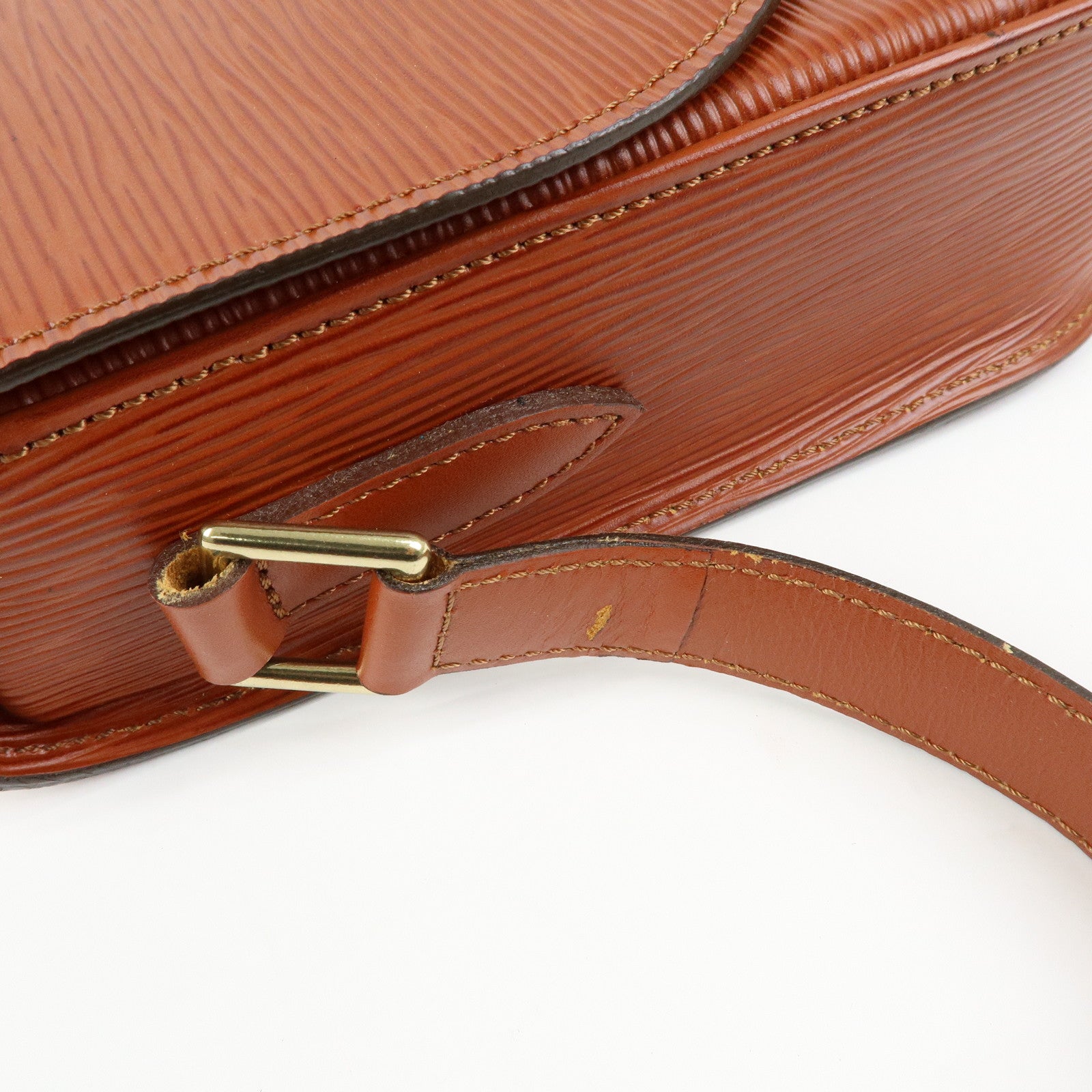 Louis Vuitton Epi Saint Cloud Shoulder Bag Kenya Brown M52193