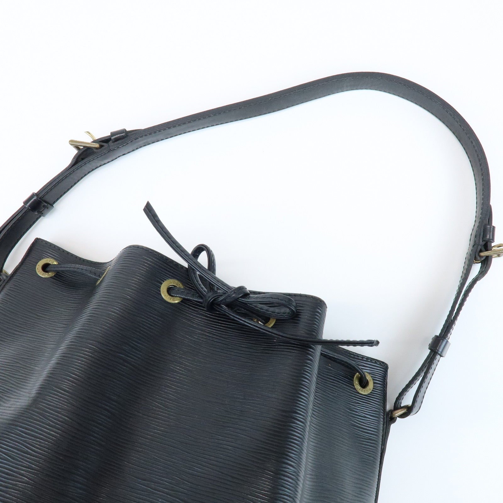 Louis Vuitton Epi Petit Noe Shoulder Bag Noir Black M59012