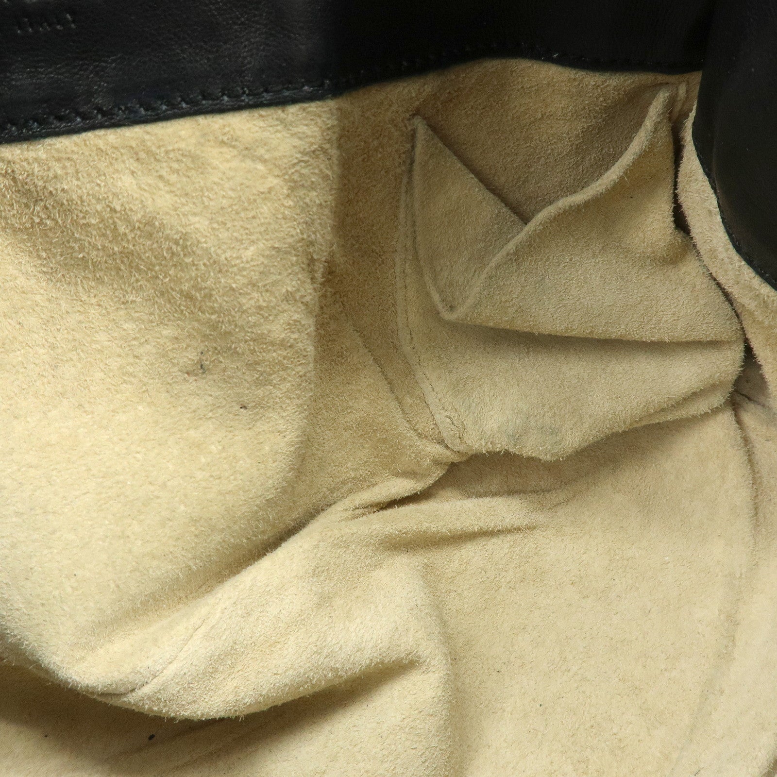 BOTTEGA VENETA  Intrecciato Leather Hand Bag Black 113087