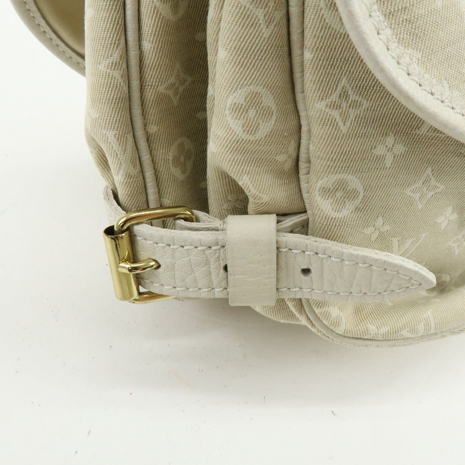 Louis Vuitton Monogram Mini Lin Saumur 30 Shoulder Bag Dune M95314