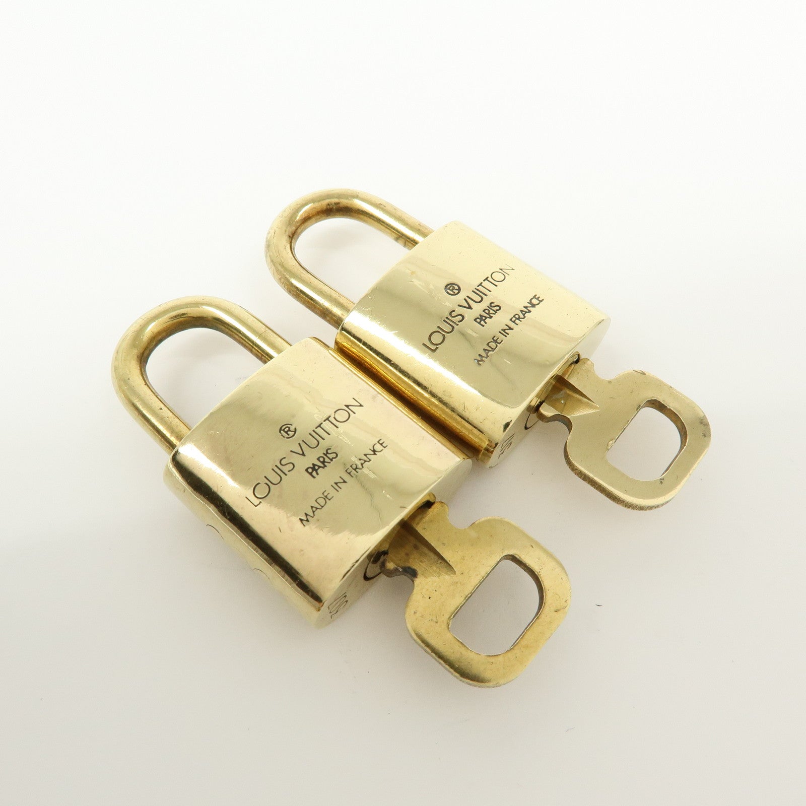 Louis Vuitton Set of 10 Lock & Key Cadena Key Lock Used