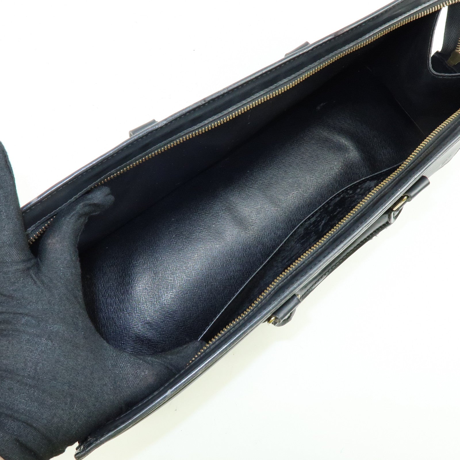 Louis Vuitton Epi Leather Sac Triangle Hand Bag Noir Black M52092