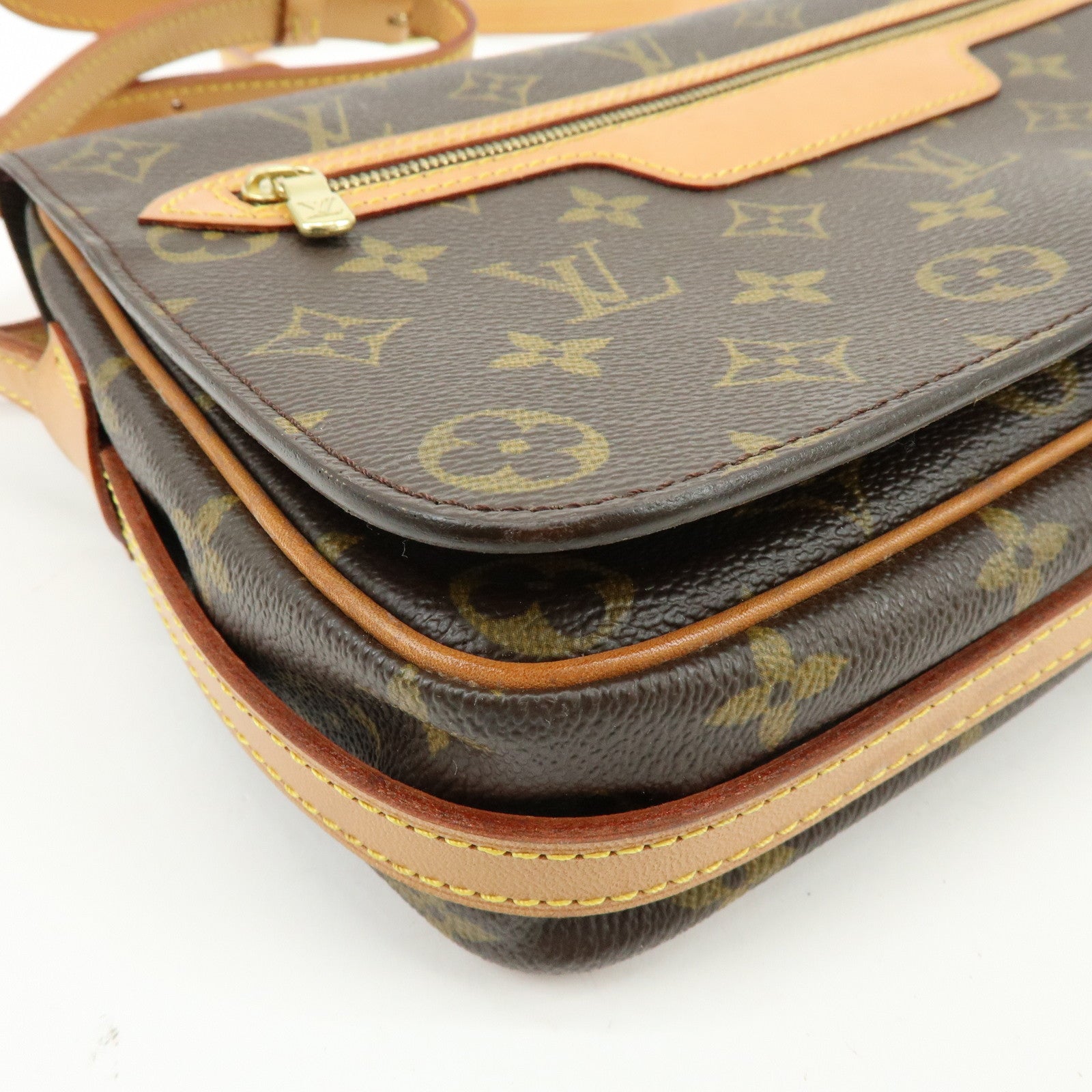 Louis Vuitton Monogram Saint Germain 28 Shoulder Bag Brown M51207