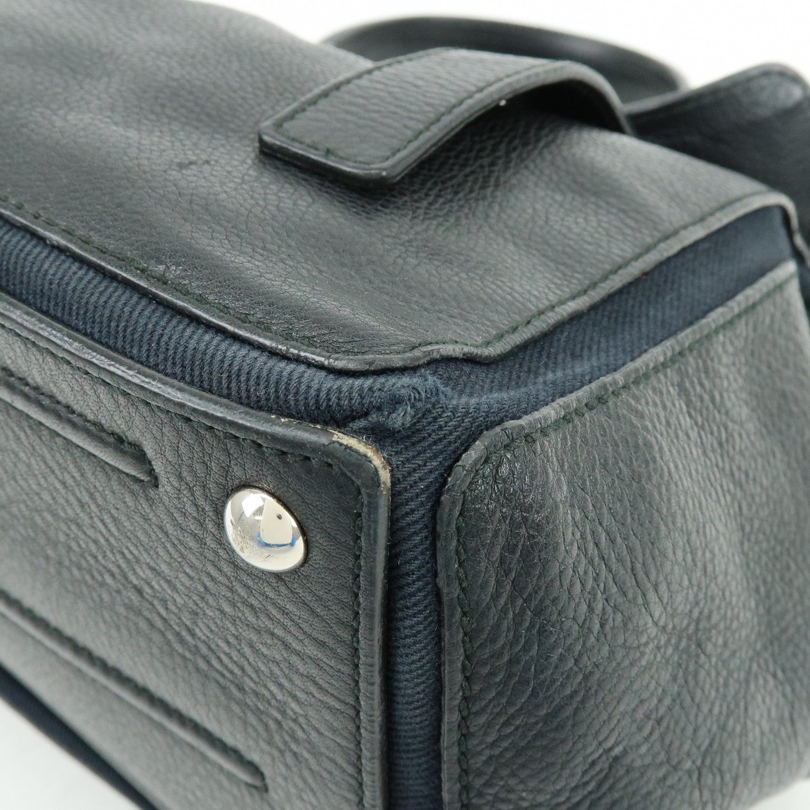 SAINT LAURENT PARIS Muse Two Calf Leather Hand Bag Black 229080