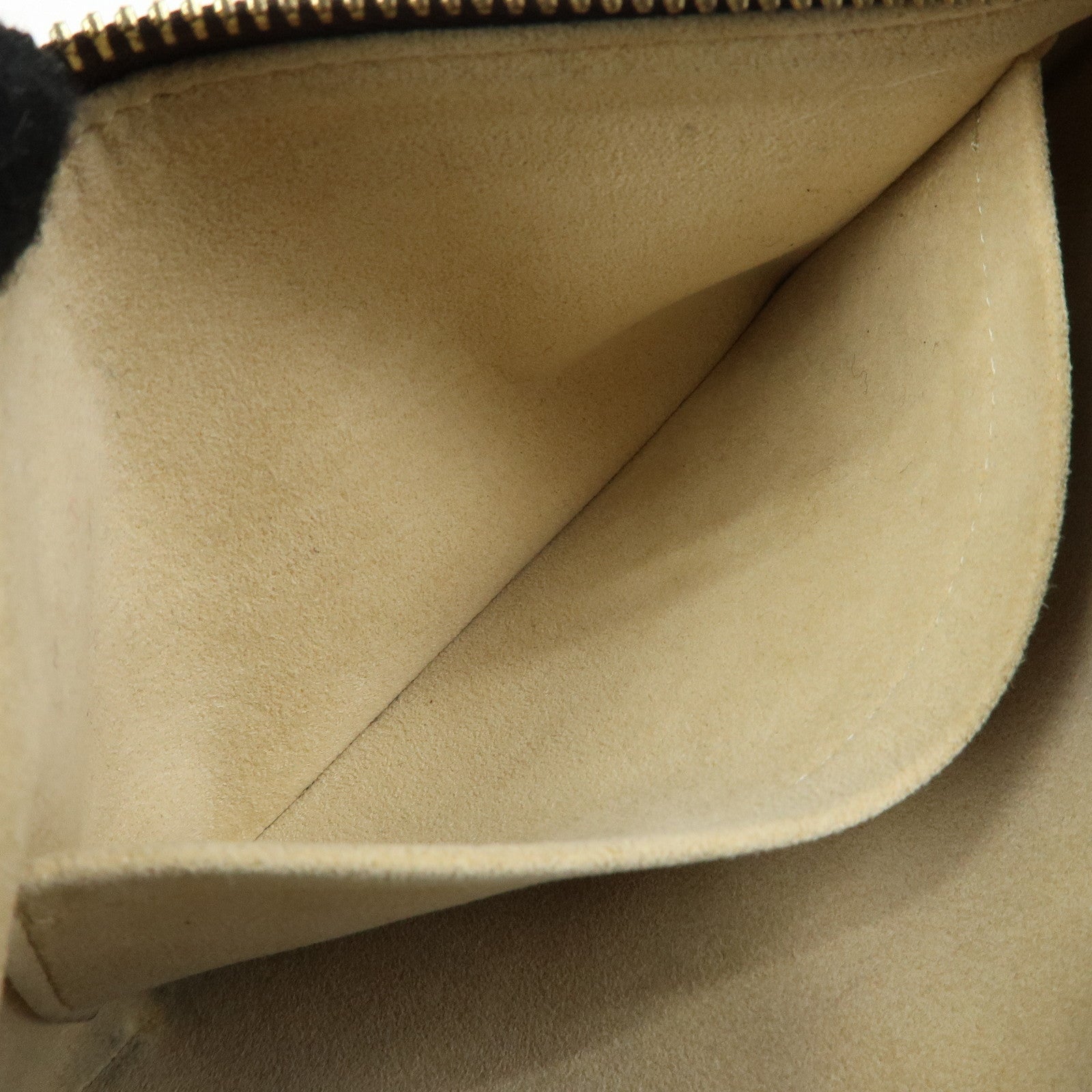 Louis Vuitton Monogram Pochette Milla MM Chain Hand Bag M60094