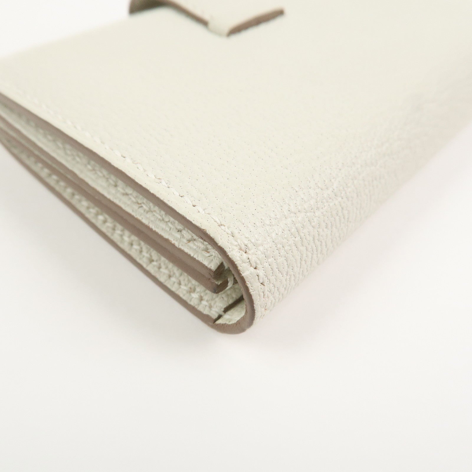 HERMES Bearn Chevre B Stamped Card Case Card Holder Craie