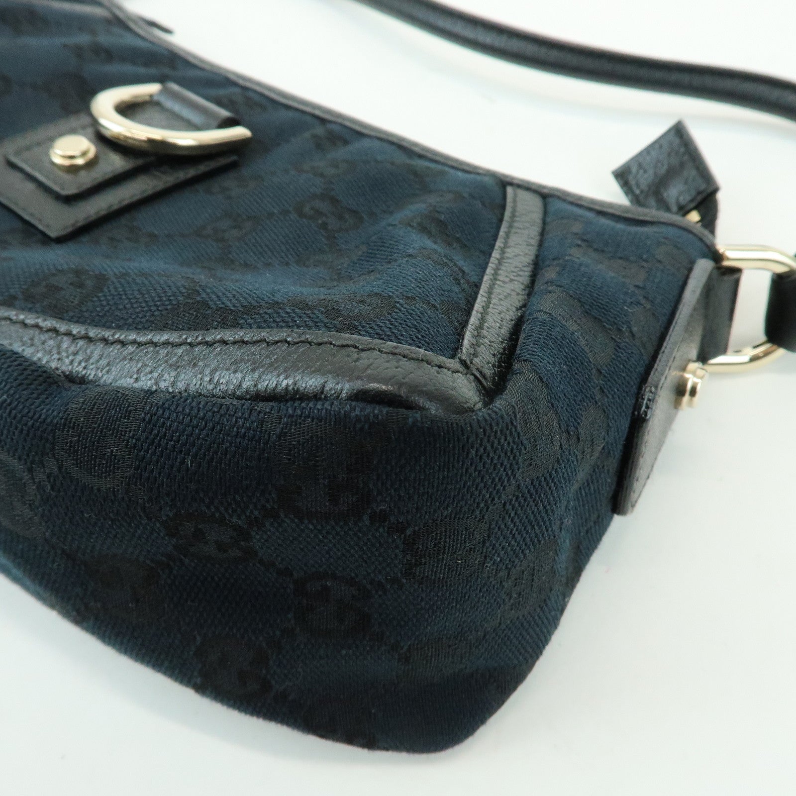 GUCCI Abbey GG Canvas Leather Pouch Shoulder Bag Hand Bag 130939