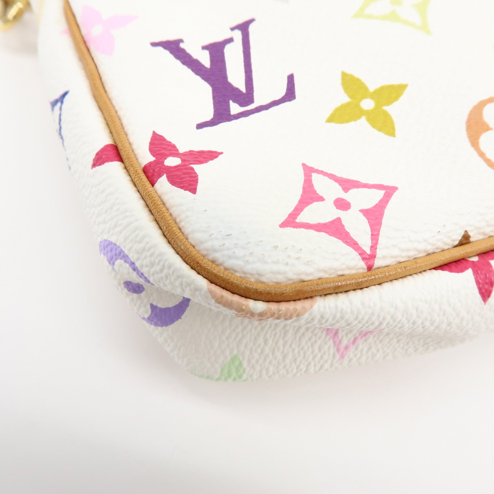 Louis Vuitton Monogram Multicolor Pochette Accessoires Blanc M92649