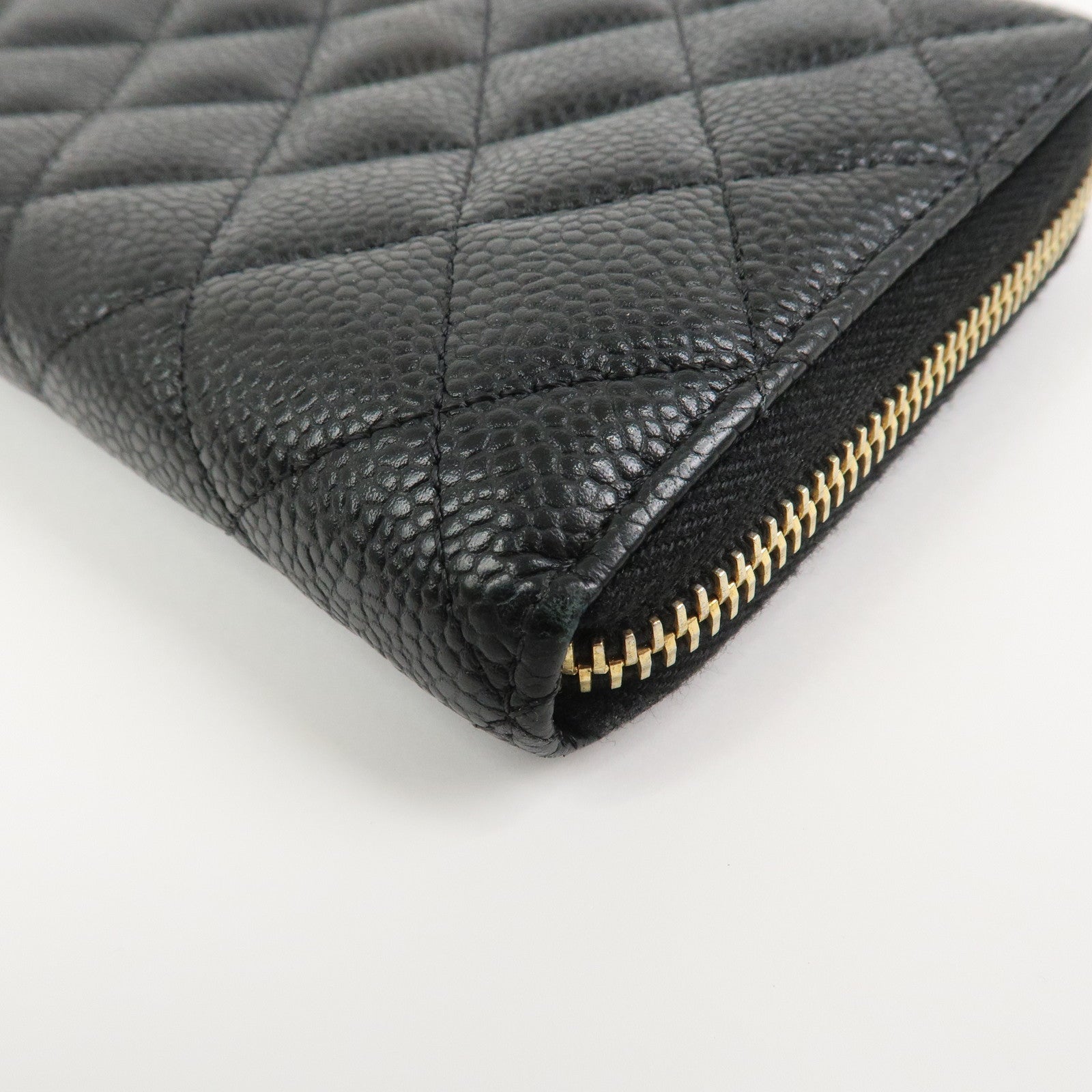 CHANEL COCO Mark Matelasse Classic Round Zippy Wallet Black AP0242