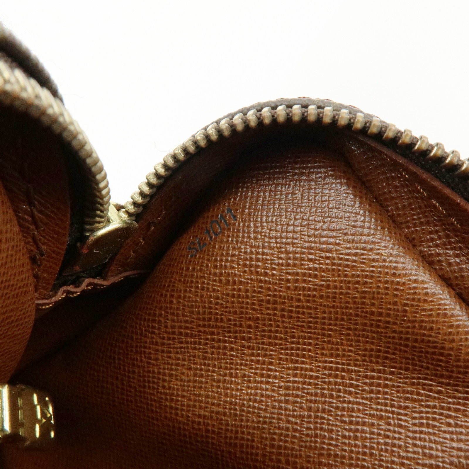 Louis Vuitton Monogram Marly Dragonne GM Clutch Bag Brown M51825