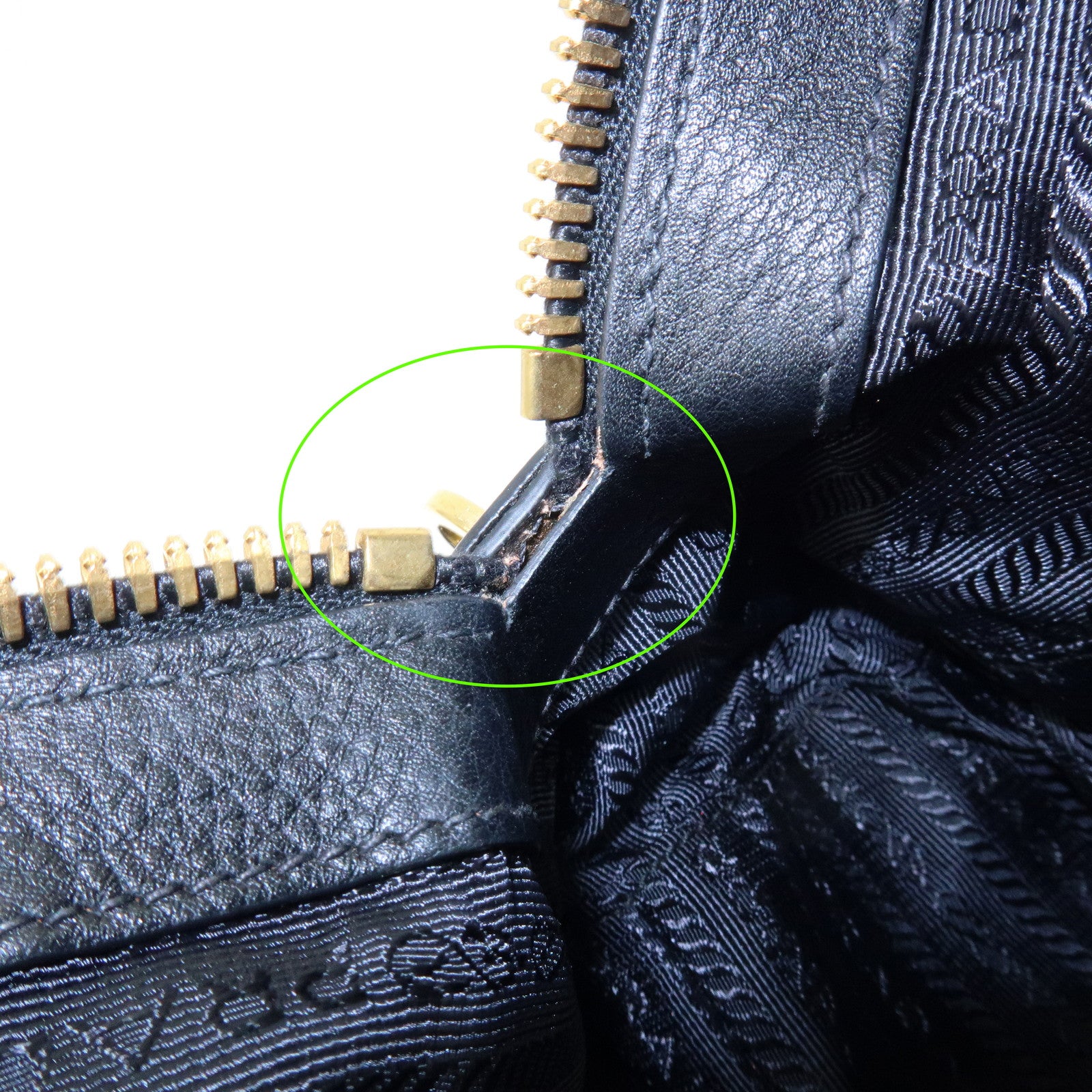 PRADA Vitello Daino Leather Shoulder Bag Hand Bag Black B3091M