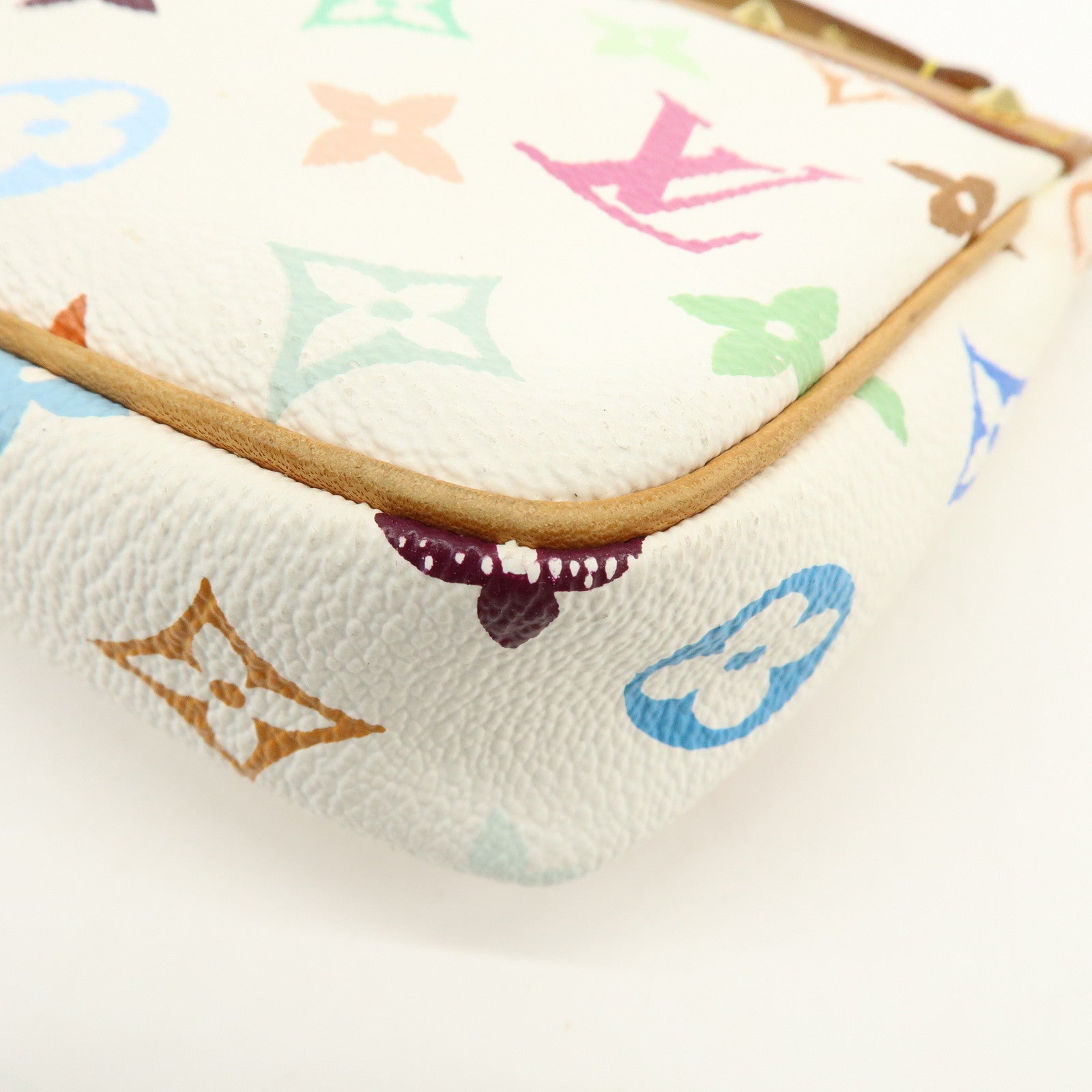 Louis Vuitton Monogram Multicolor Pochette Accessoires Blanc M92649