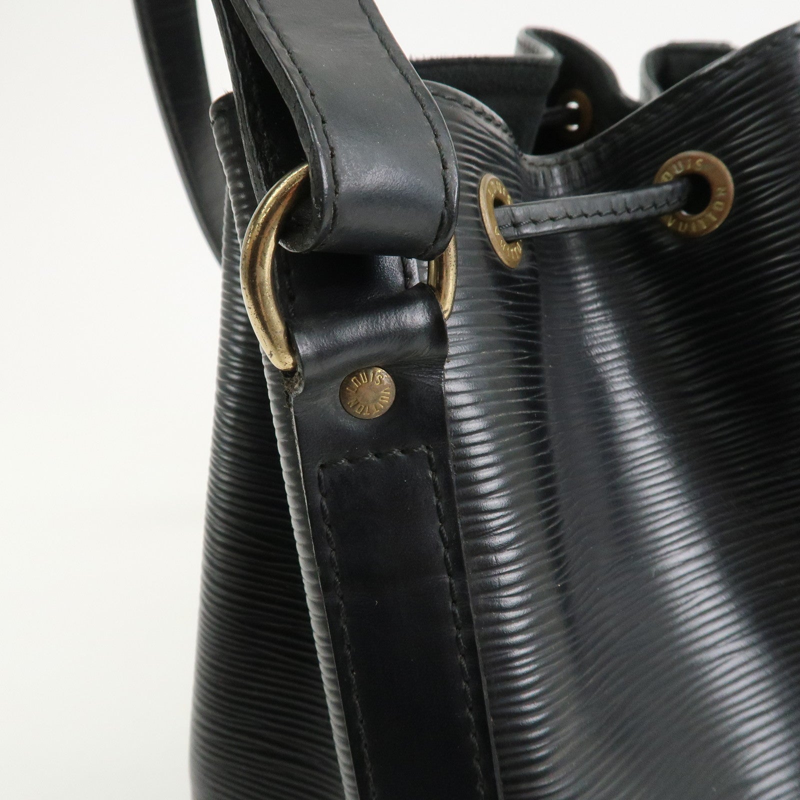 Louis Vuitton Epi Leather Petit Noe Shoulder Bag Noir Black M59012