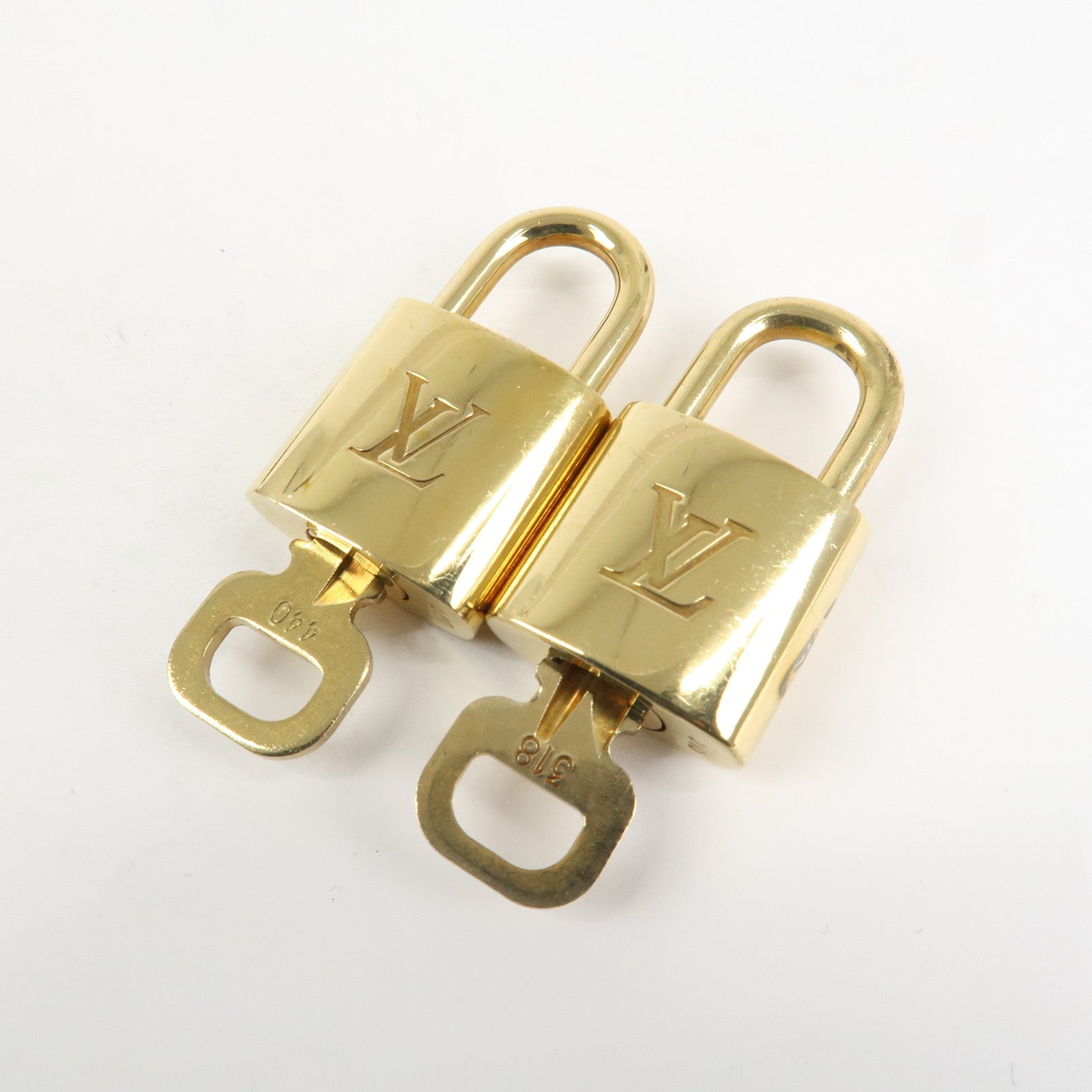 Louis Vuitton Set of 10 Lock & Key Cadena Key Lock Metal Gold Used