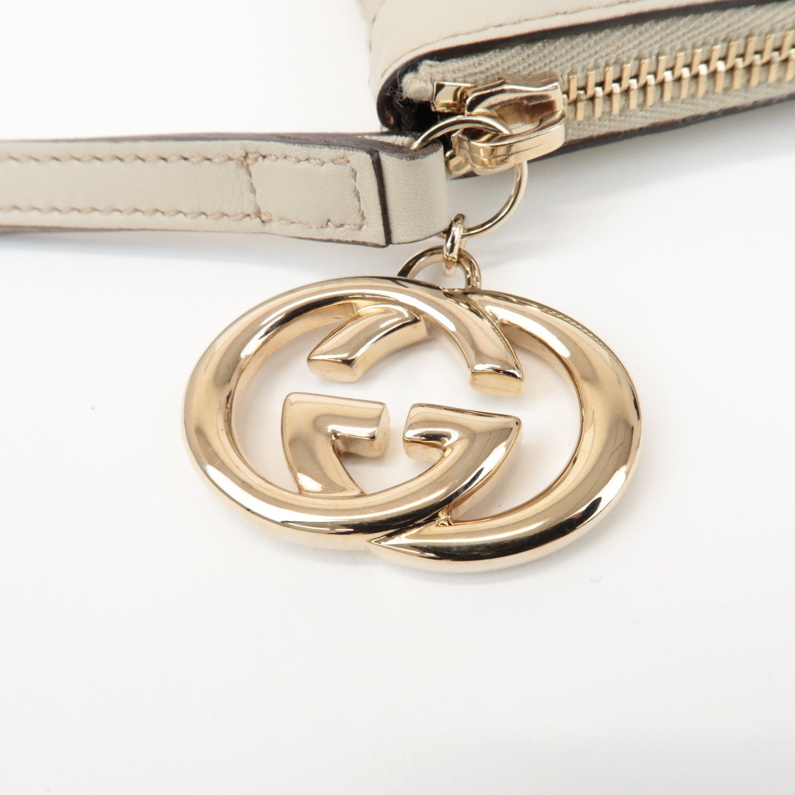 GUCCI Guccissima Leather Pouch Wrist Bag Ivory 212203