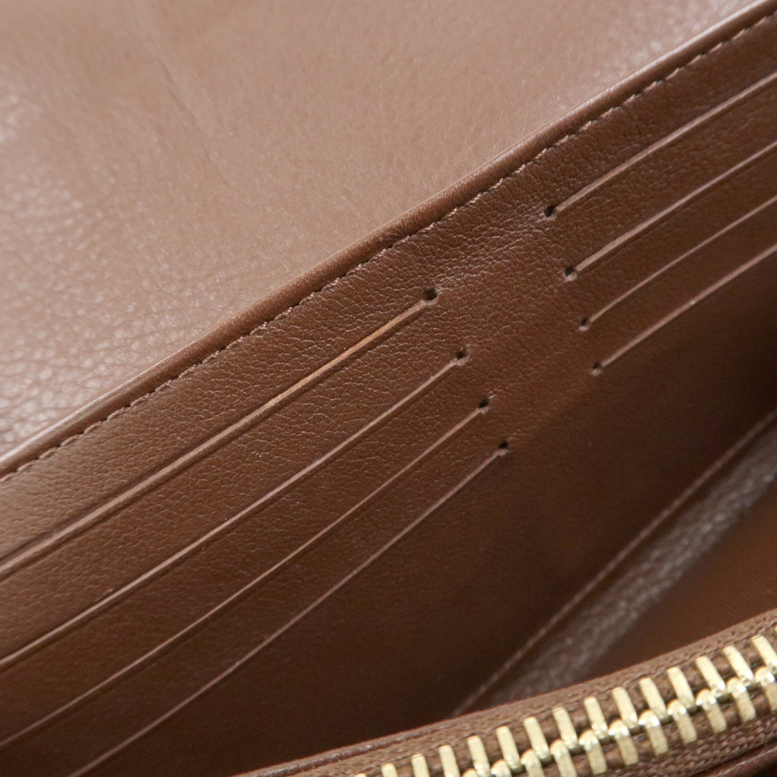 Louis Vuitton Monogram Mahina Portefeuilles Amelia Long Wallet Acajou M58125