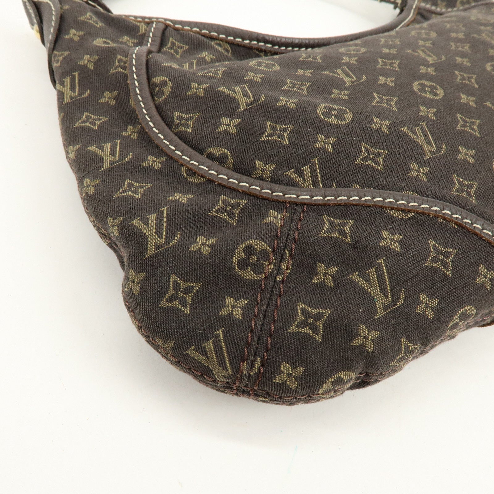 Louis Vuitton Monogram Mini Lin Manon PM Shoulder Bag Ebene M95621