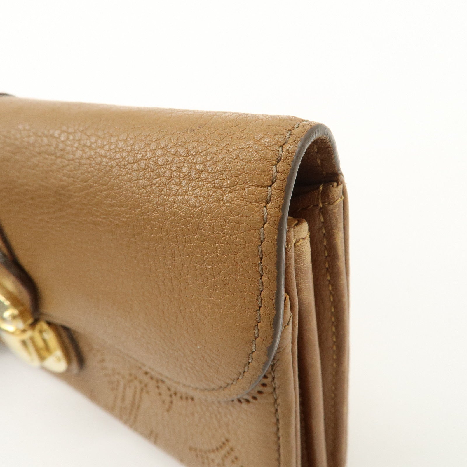 Louis Vuitton Monogram Mahina Portefeuille Iris Wallet M58140