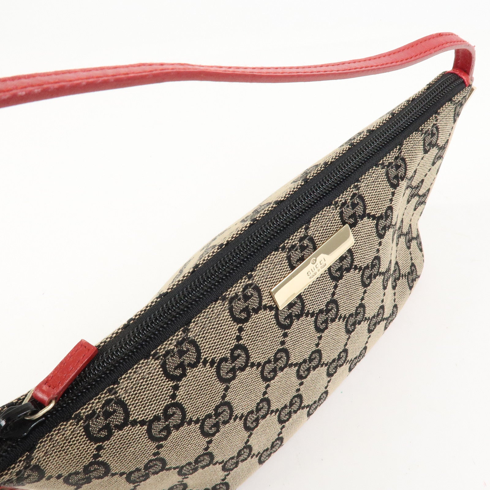 GUCCI GG Canvas Leather Accessory Pouch Hand Bag 039.1103