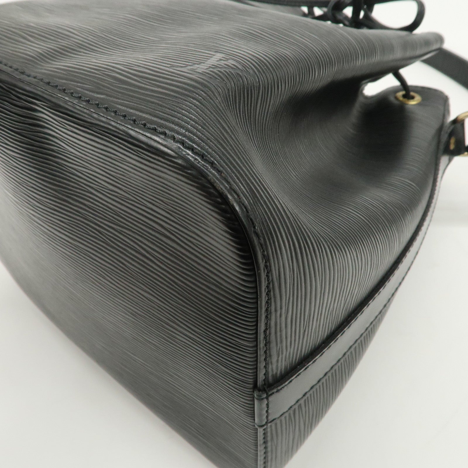 Louis Vuitton Epi Leather Petit Noe Shoulder Bag Noir Black M59012