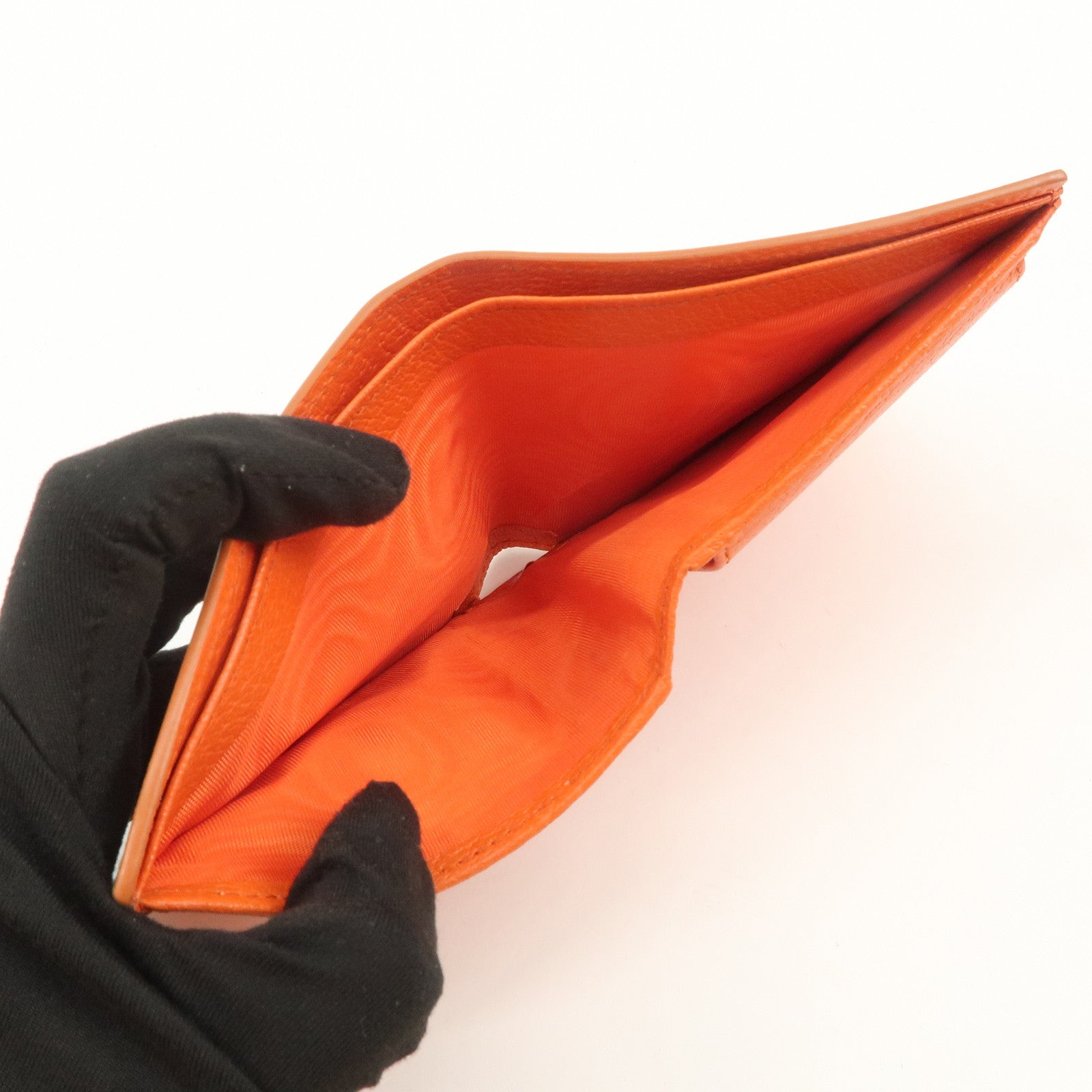 GUCCI GG Supreme Compact Bi-fold Wallet Beige Orange 768244