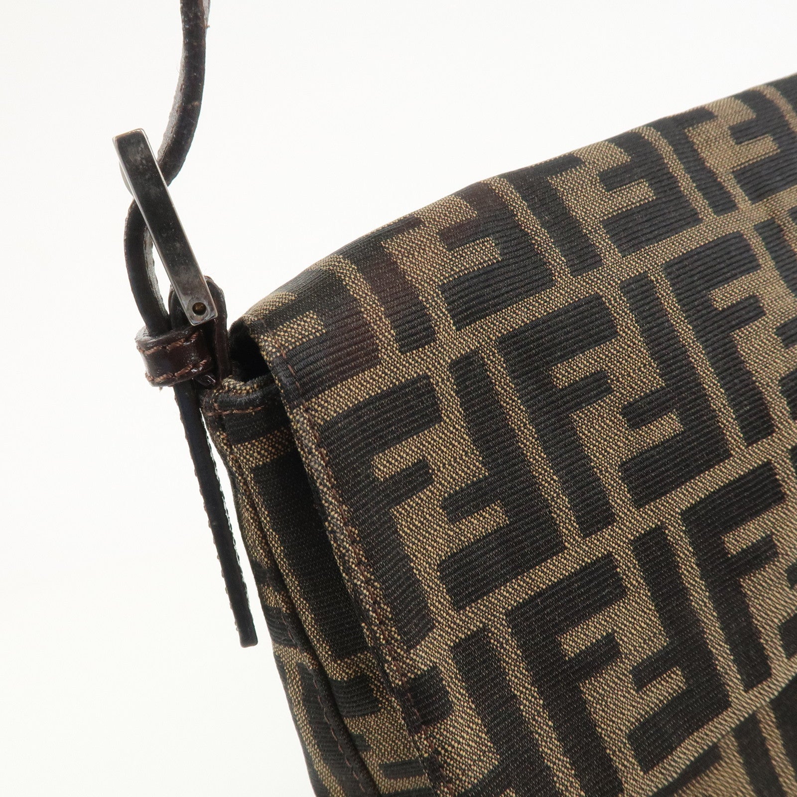 FENDI Zucca Canvas Leather Shoulder Bag Brown Black 26730