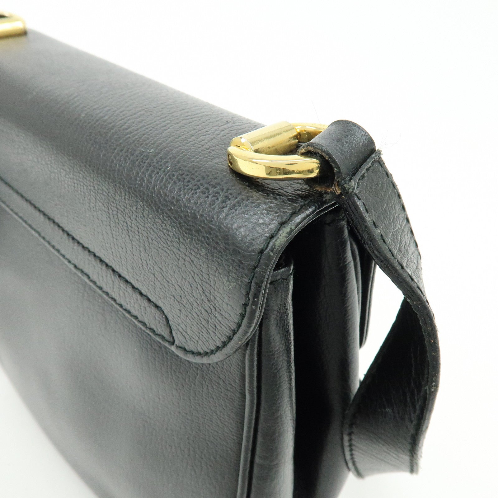 Ferragamo Gancini Leather Shoulder Bag Crossbody Bag Black