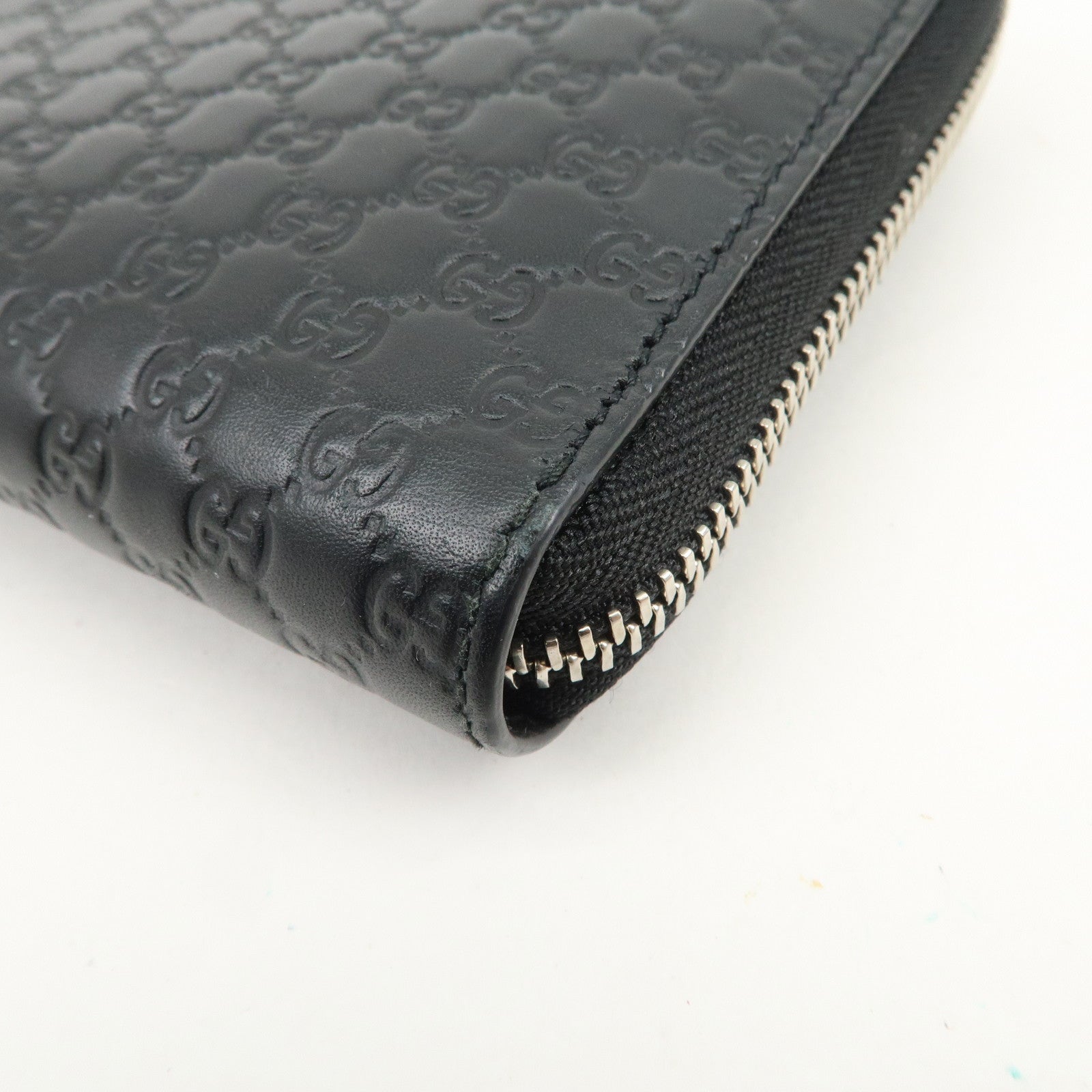GUCCI Logo Micro Guccissima Zippy Leather Long Wallet Black 391465