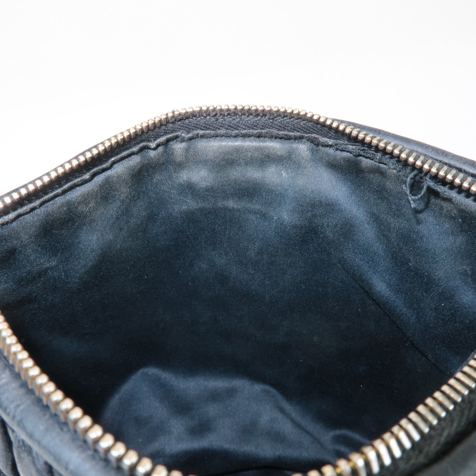 MIU MIU Logo Matelasse Leather Shoulder Bag Black 5N1521