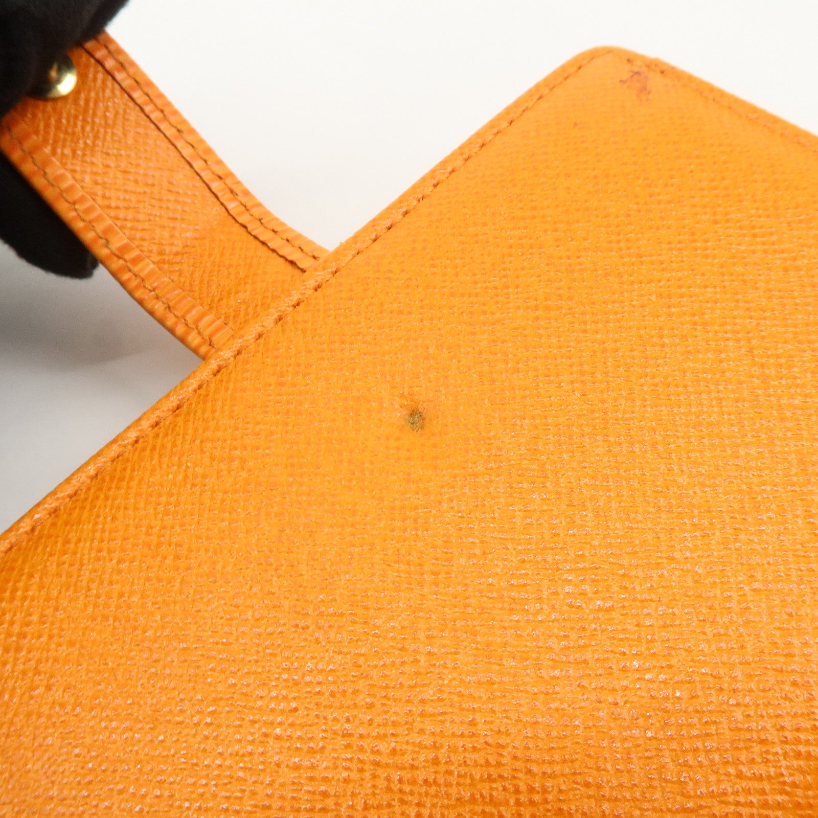 Louis Vuitton Epi Porte Monnaie Viennois Bi-Fold Wallet M6324H