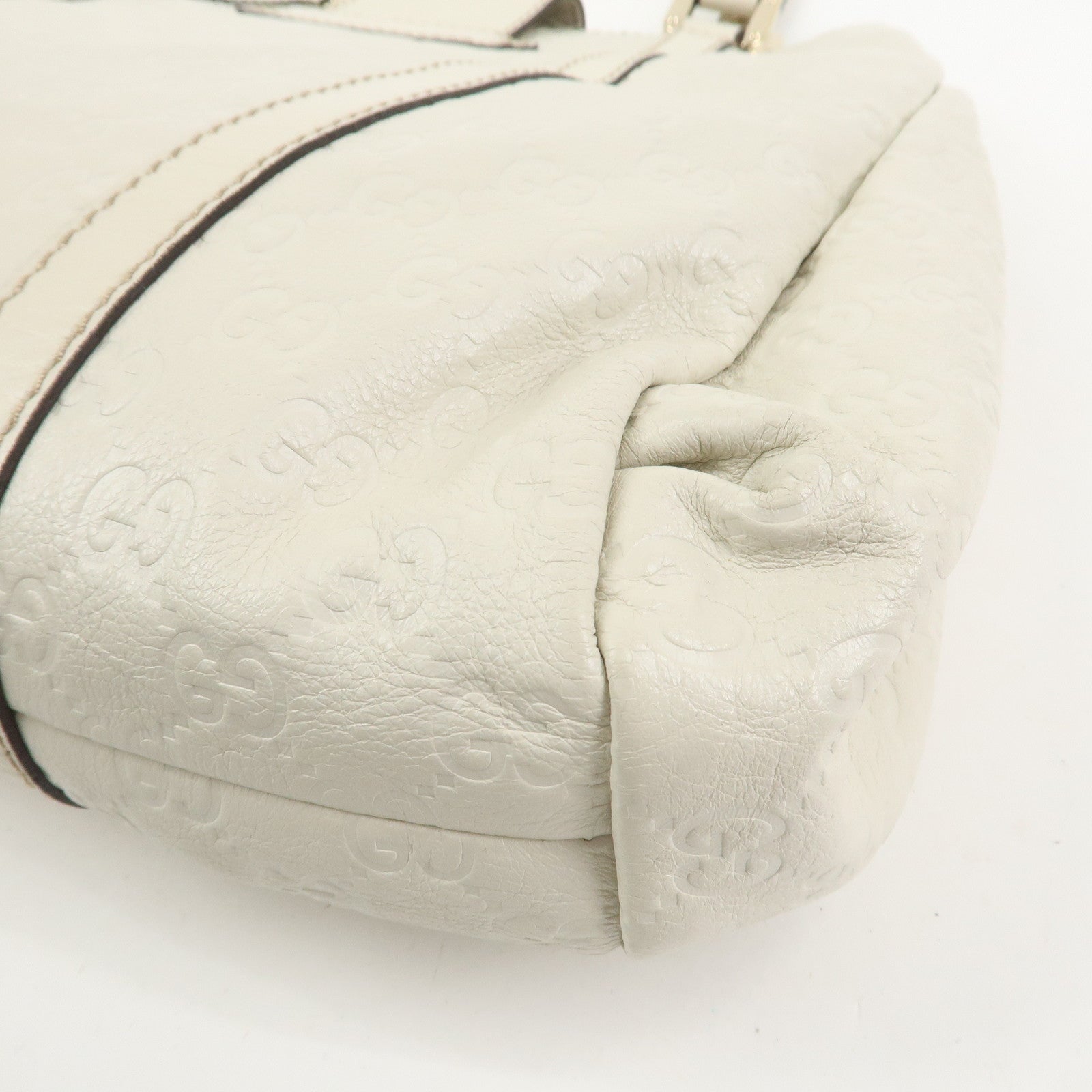 GUCCI Guccissima Leather Tote Bag Shoulder Bag White 211935