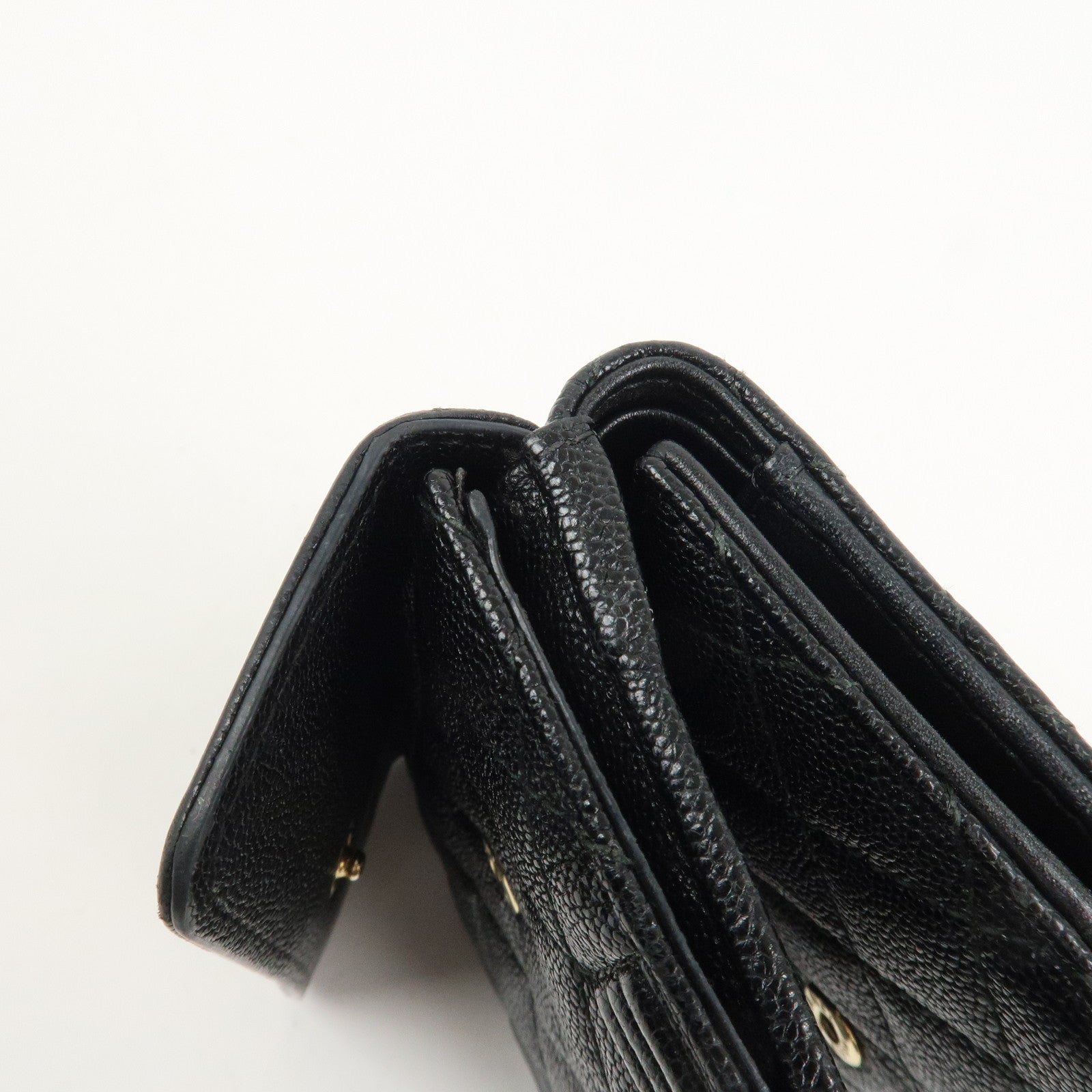 CHANEL Boy CHANEL Caviarskin Small Compact Wallet Black A84432