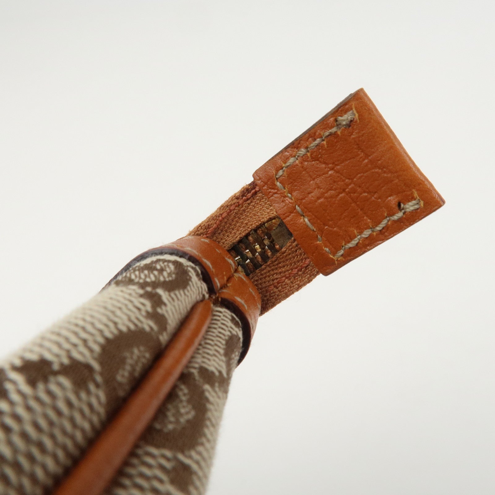 GUCCI Sherry GG Canvas Leather Pouch Cosmetic Pouch Brown 152507