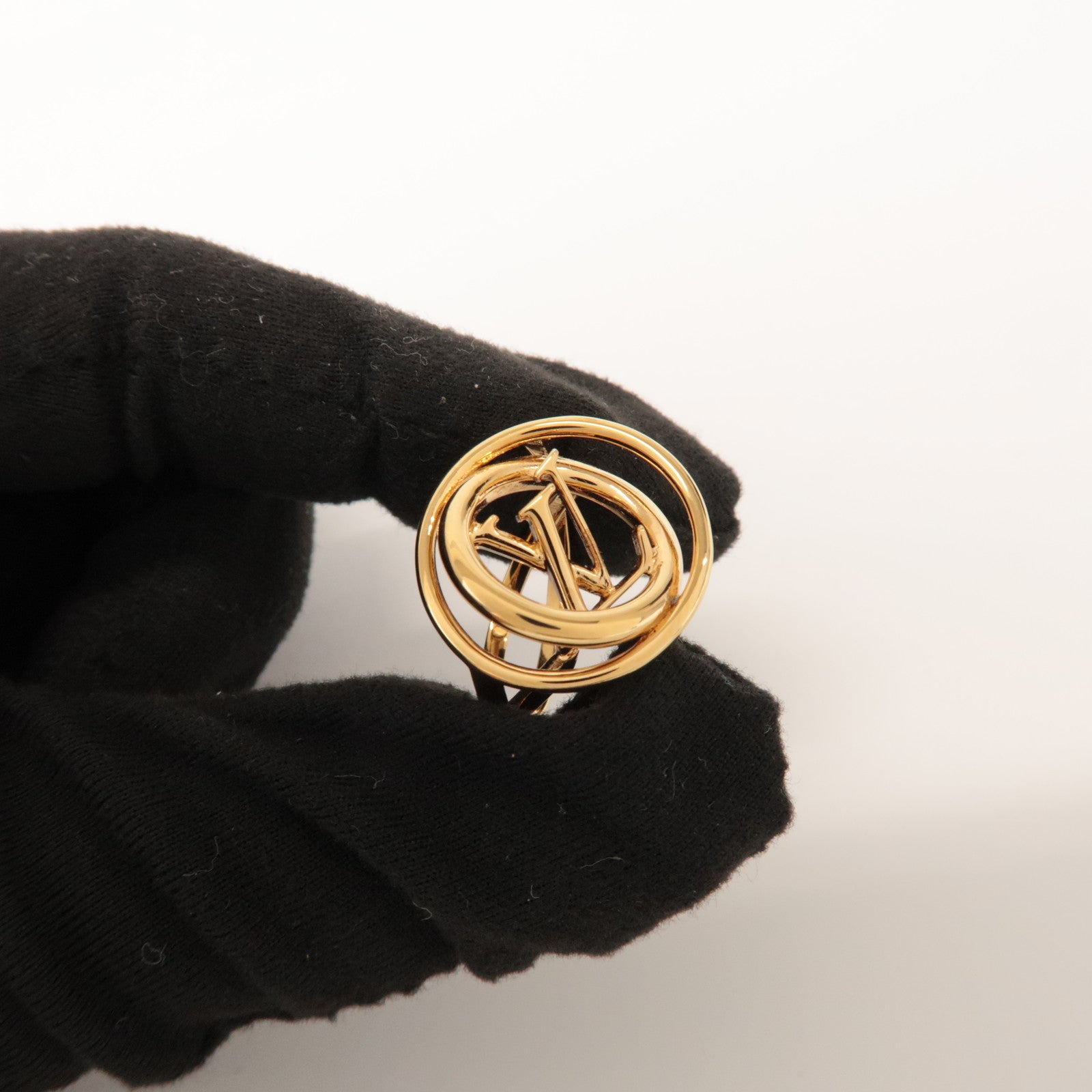 Louis Vuitton Bague LV Logo Metal Stellar Ring Gold S M0937