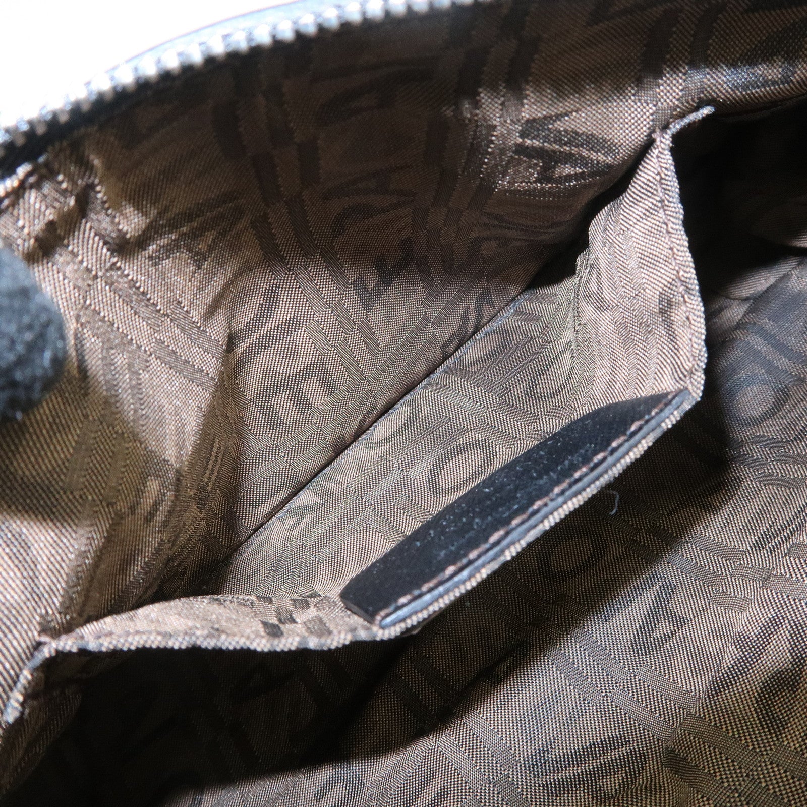 Ferragamo Gancini Leather Shoulder Bag Hand Bag Black