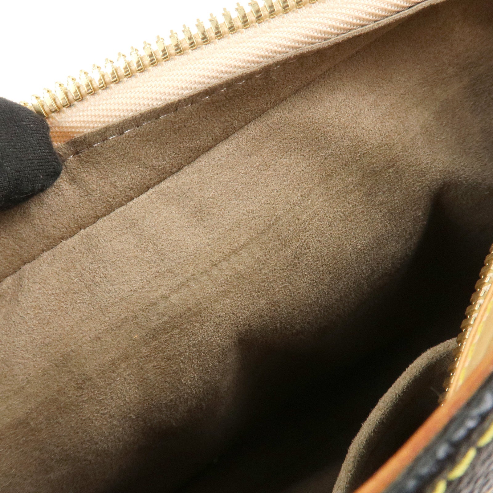 Louis Vuitton Monogram Multicolor Lodge GM Shoulder Bag M40052