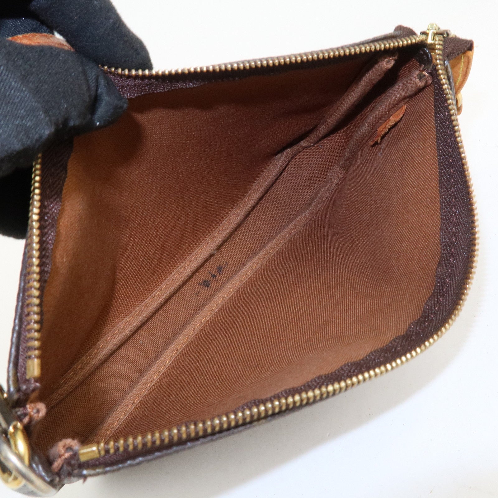 Louis Vuitton Monogram Pochette Accessoires Pouch Hand Bag M51980