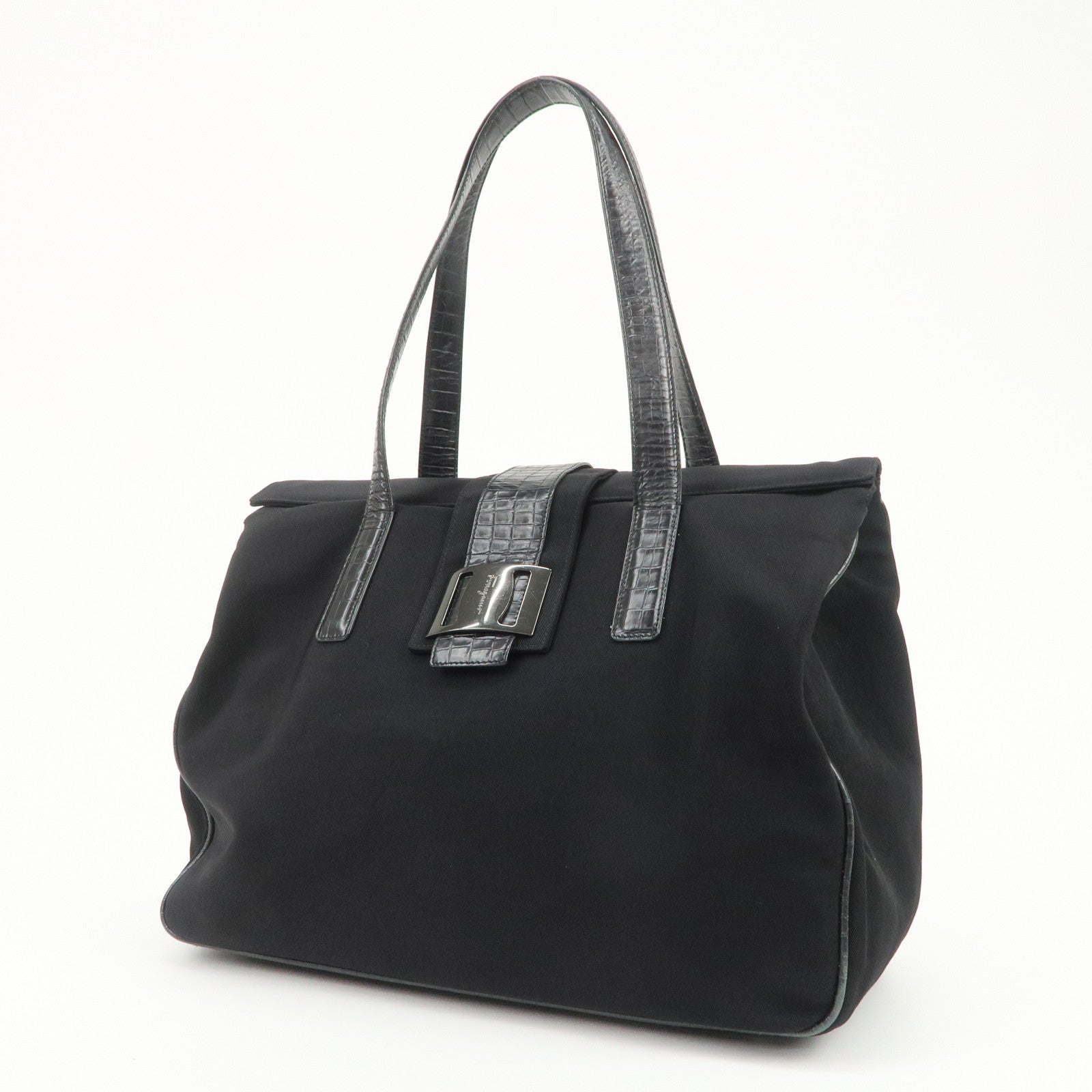 Ferragamo Vara Nylon Embossed Leather Shoulder Bag Hand Bag Black