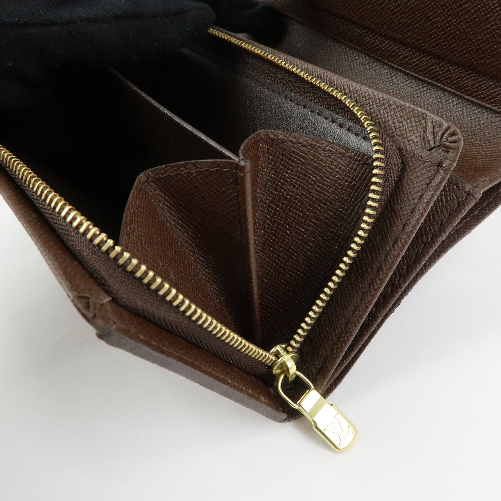 Louis Vuitton Damier Porte Monnaie Billets Tresor Wallet N61730