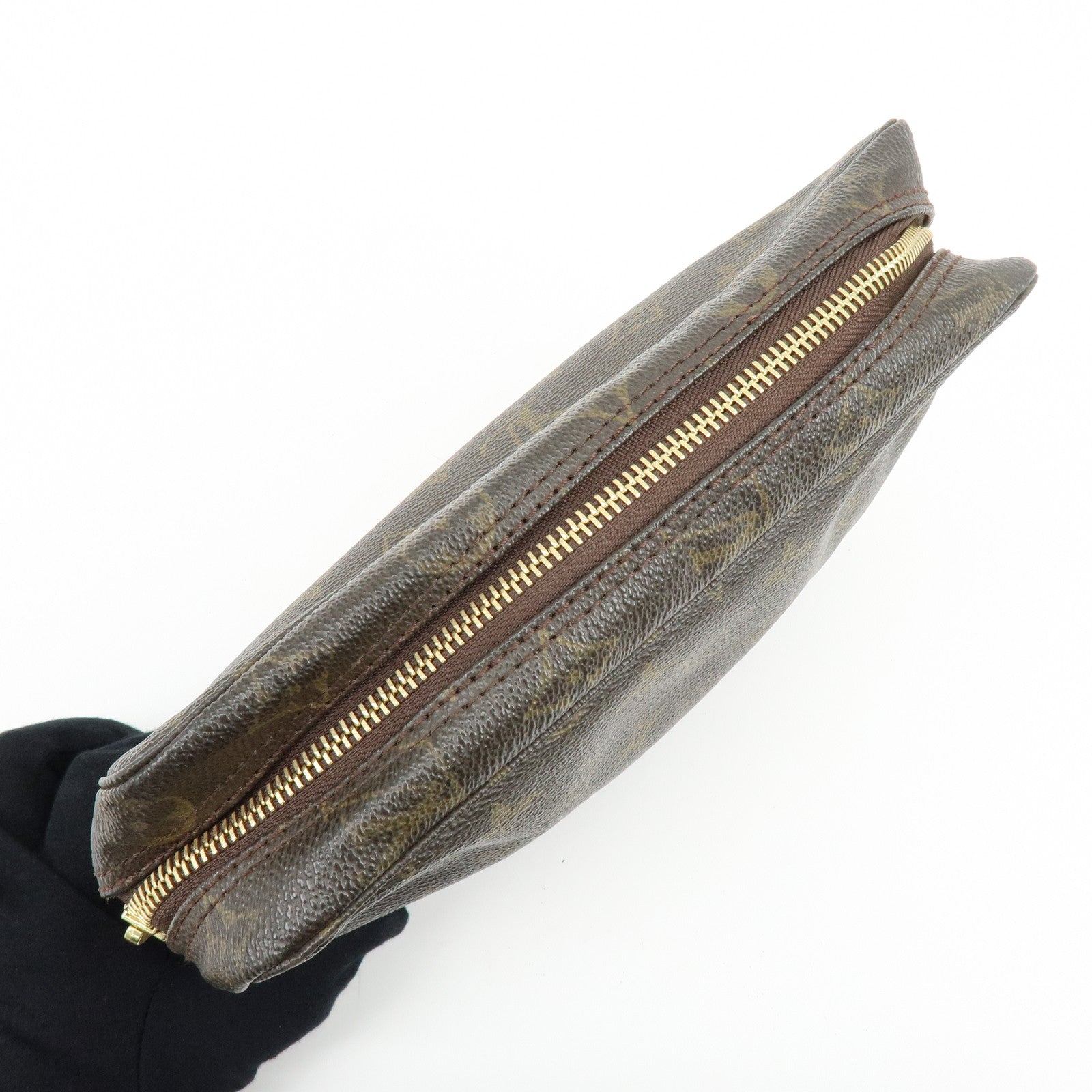 Louis Vuitton Monogram Trousse Toilette 23 Cosmetic Pouch M47524