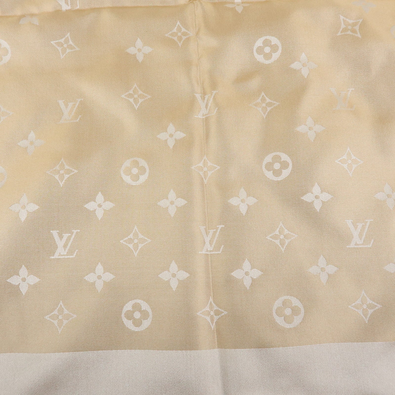 Louis Vuitton Echarpe Capri Silk 100% Scarf Beige M71051