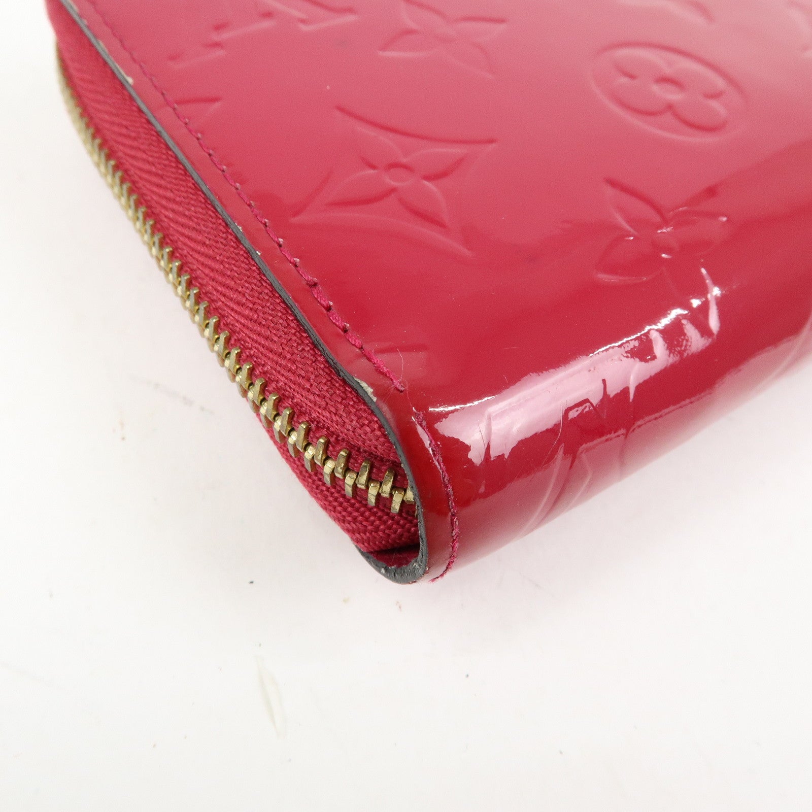Louis Vuitton Monogram Vernis Round Zippy Wallet Rose Indien M91597