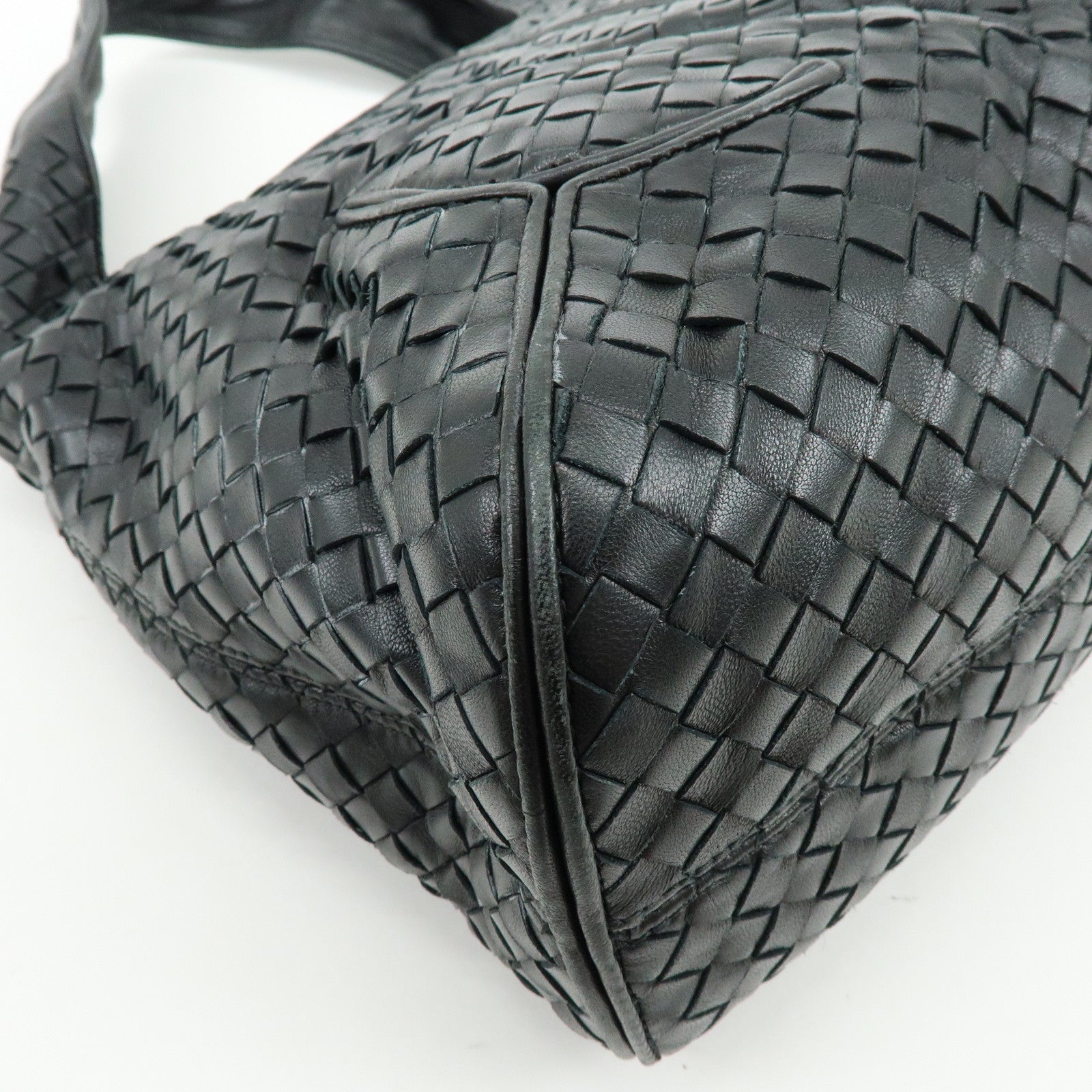 BOTTEGA VENETA Intrecciato Lamb Skin Shoulder Bag Black 145552