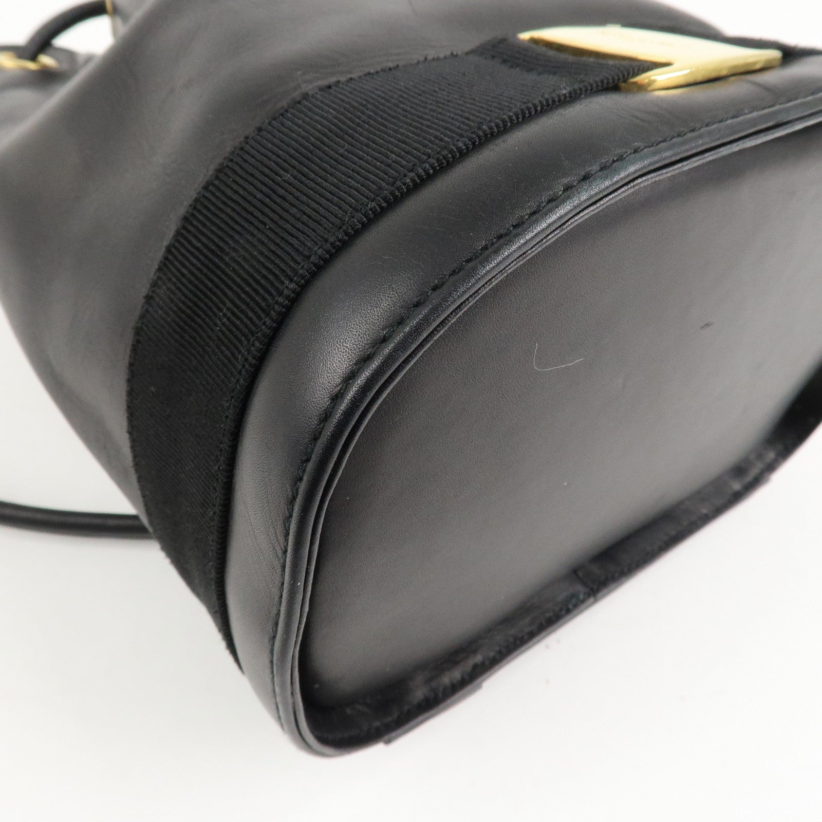 Ferragamo Vara Ribbon Leather Backpack Shoulder Bag Black AQ215676 Used